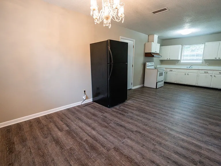 3516 Toucan Dr — Photo 7