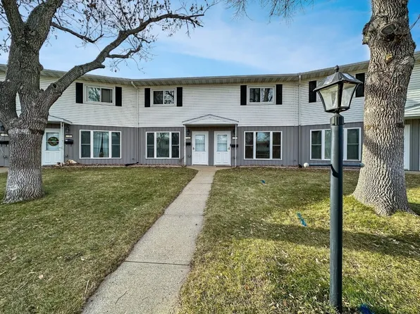 21 Westfield Cir #21, Minot, ND 58701