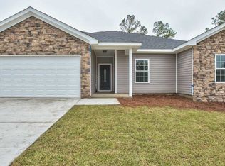 161 Sand Pine Cir, Midway, FL 32343