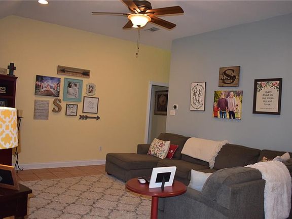 5th image of 341 Schumacher Dr