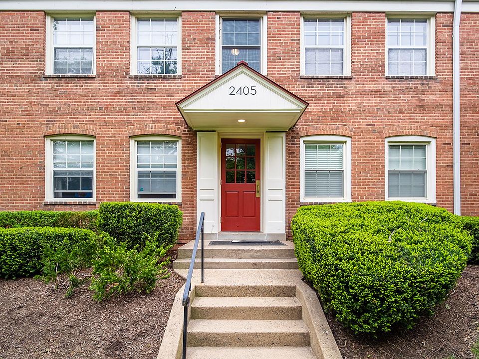 1st image of 2405 Arlington Blvd APT 202