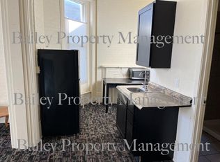 327 E Oak St #1A, Louisville, KY 40203