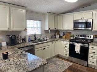 206 Stuckey Rd, Columbia, MS 39429