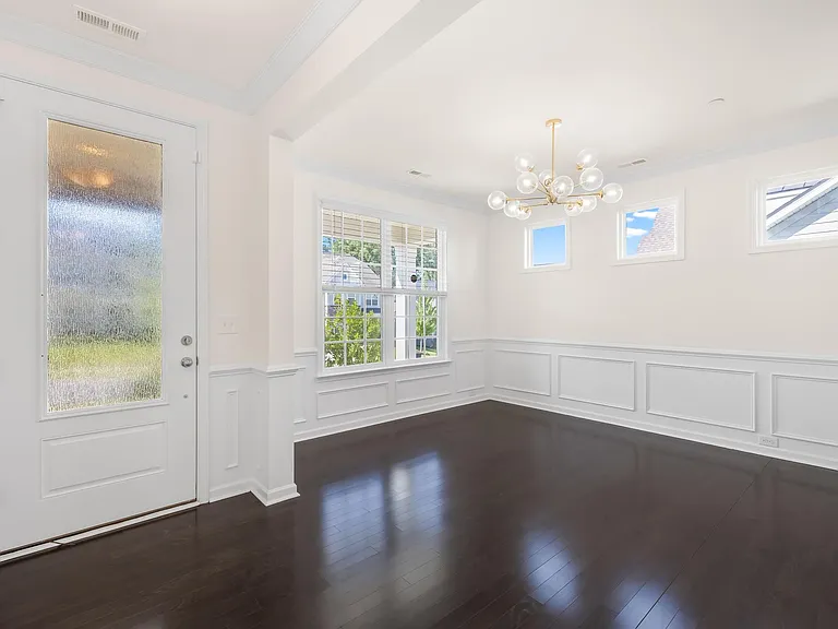 9582 Garamont Pkwy NW — Photo 2