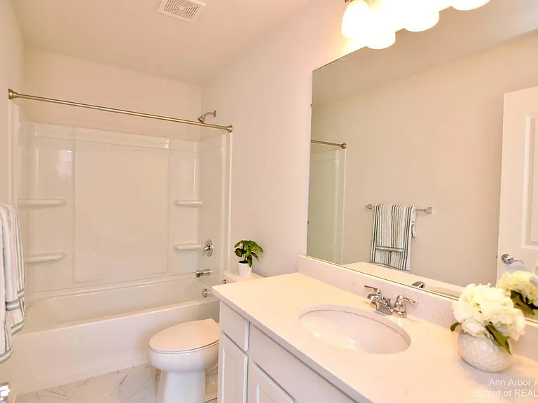 1104 Salt Springs Dr — Photo 31