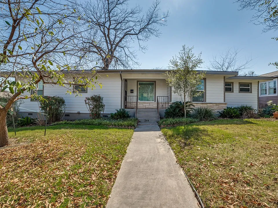 244 Halcyon Pl