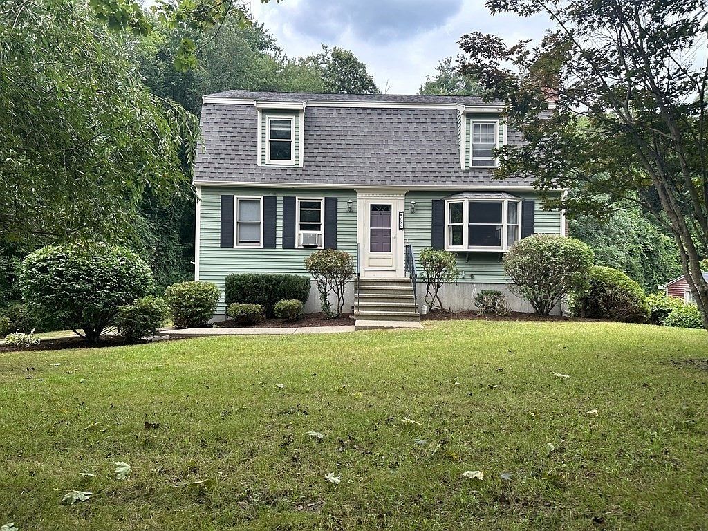 689 Pleasant St, Marlborough, MA 01752 Zillow