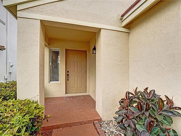 3rd image of 4365 Pine Ridge Ct