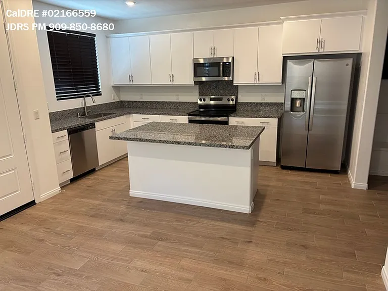 1375 Yeager Ave — Photo 2