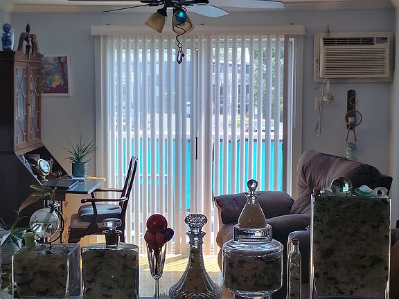 3rd image of 145 Essex Ave APT 320