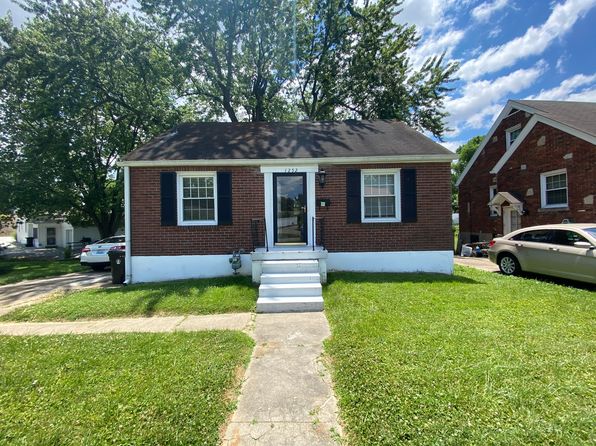 1252 Bourbon Ave