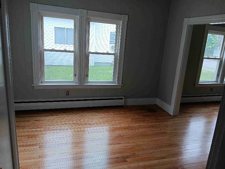 18 Spruce St — Photo 7