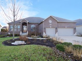350 Andover Dr, Oswego, IL 60543