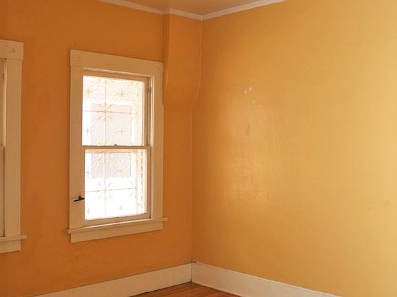 4th image of 3408 Pershing Dr