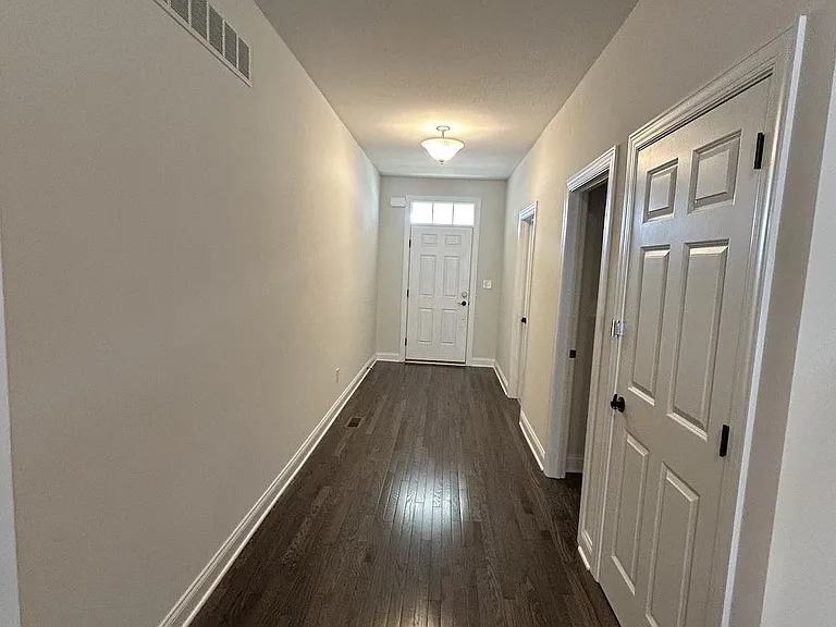 512 Lewis St — Photo 47