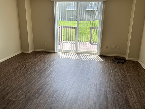 3rd image of 2107 Belle Terra Rd APT C