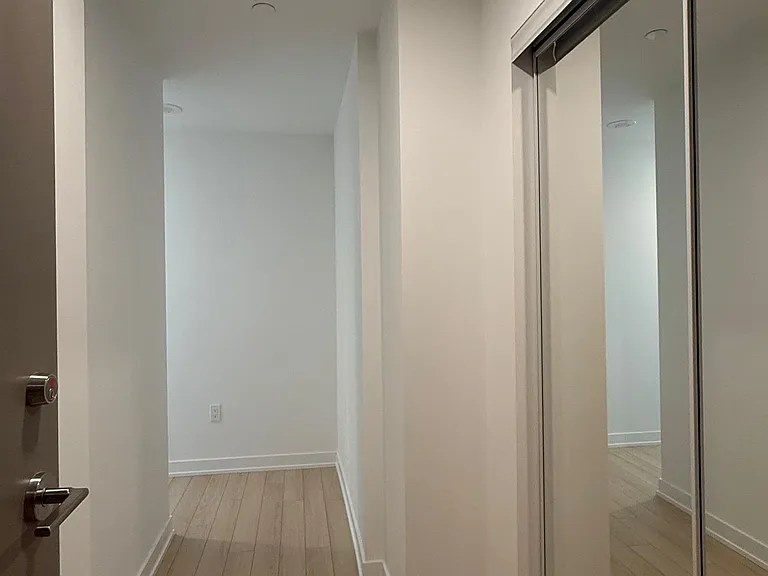 15 Skyridge Dr #2212 — Photo 2