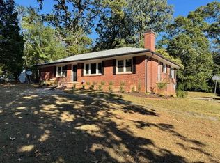 835 Lynn Cir SW, Atlanta, GA 30311