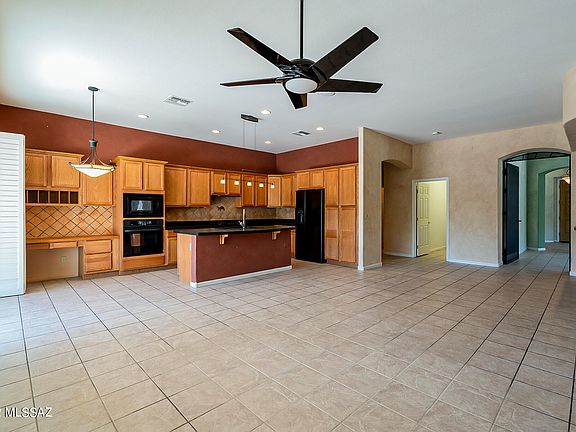 5th image of 1748 N Bayshore Dr
