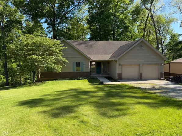 1873 S Lee Kay Dr, Rockville, IN 47872