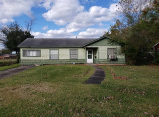 2225 8th St, Galena Park, TX 77547