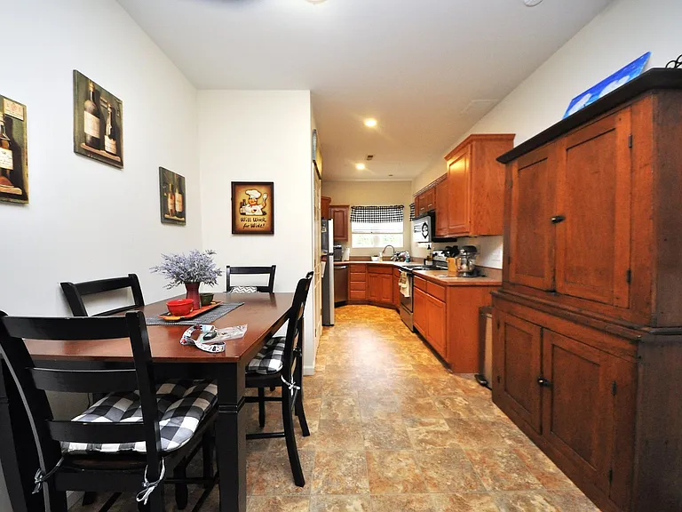 449 Woolf Rd — Photo 8