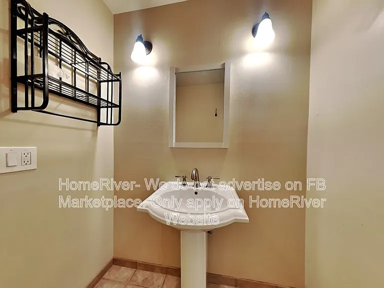 2270 Woodside Ln #6 — Photo 12