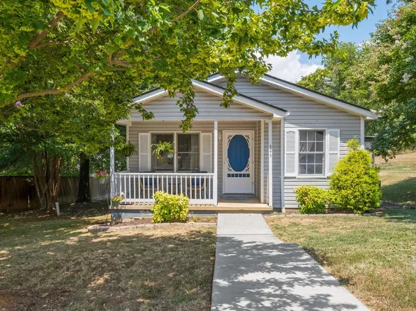 345 Mary Gray Ln, Staunton, VA 24401