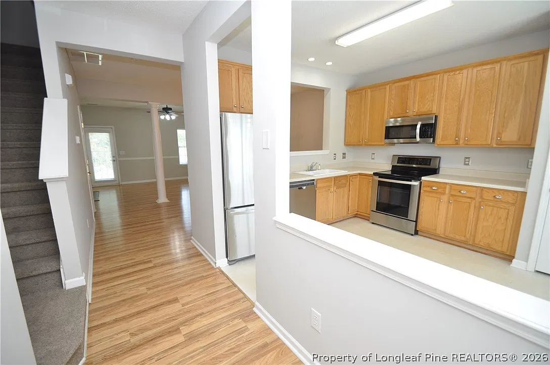 3 bed, 2.5 bath, $1,695 — Photo 2