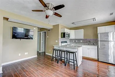 306 W High St #A — Photo 9