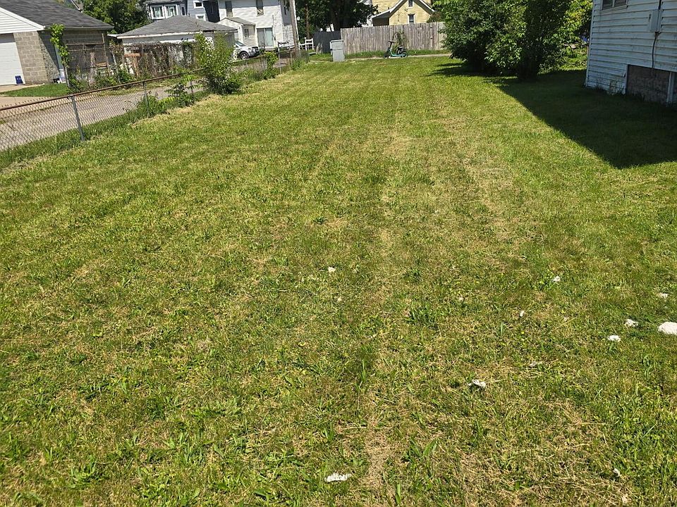 2nd image of 362 S Powell Ave