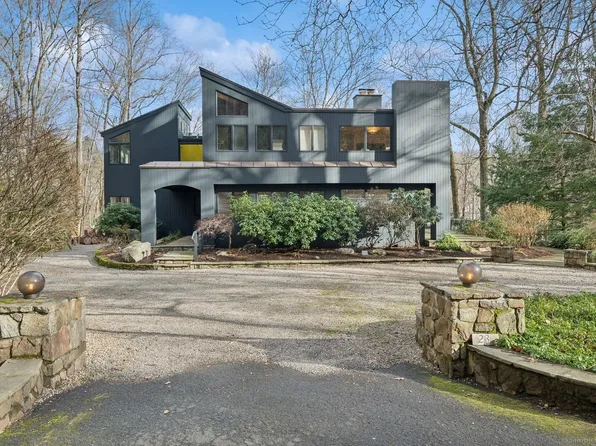23 Riverbank Road, Weston, CT 06883