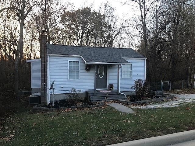 1st image of 330 N Mississinewa Ave
