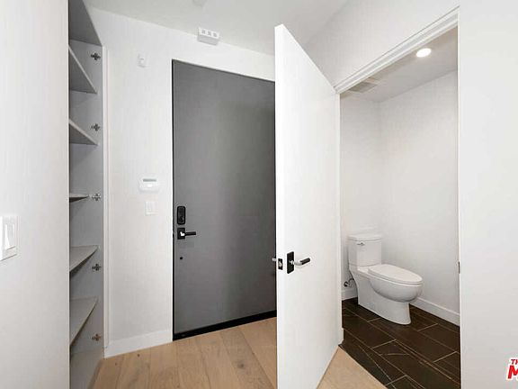 5th image of 825 N Croft Ave #304
