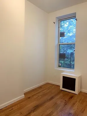 Rented by Winzone Realty Inc | media 9