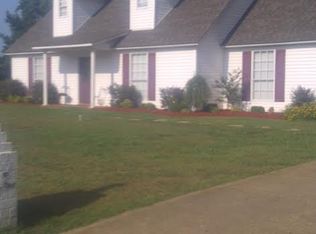 106 Rhodes St, Houston, MS 38851