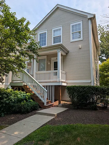 1464 Cambria Dr #6 Photo 1