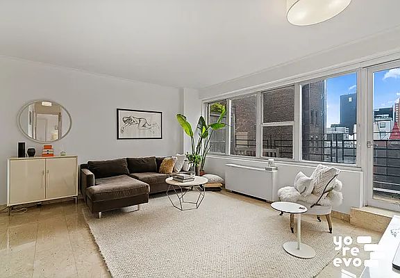 2nd image of 69 5th Ave APT 16-A