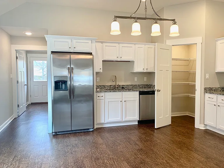 312 Wolf Den Dr — Photo 5