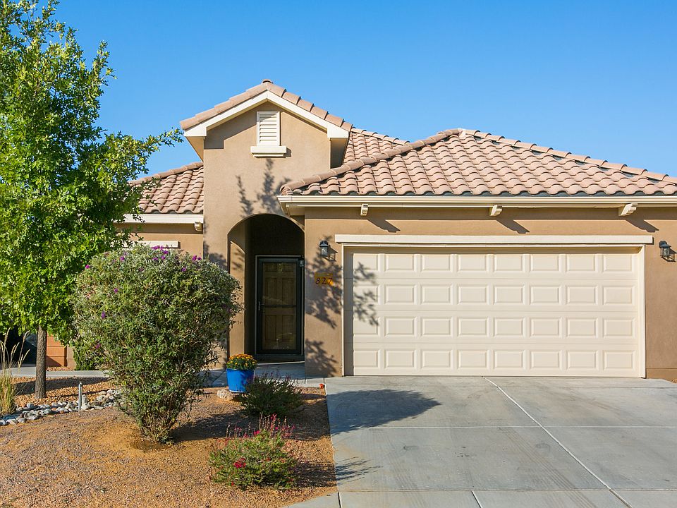 1st image of 827 Golden Yarrow Trl