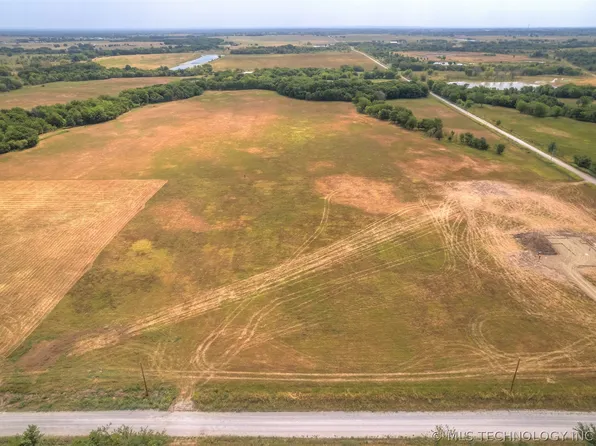 4 S 365th East Ave, Porter, OK 74454