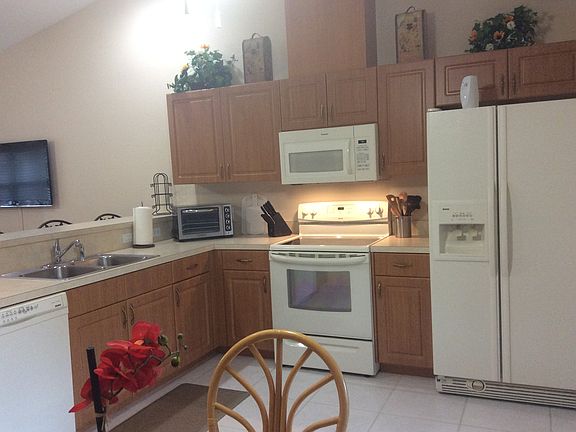 5th image of 176 Rotonda Blvd W #176A