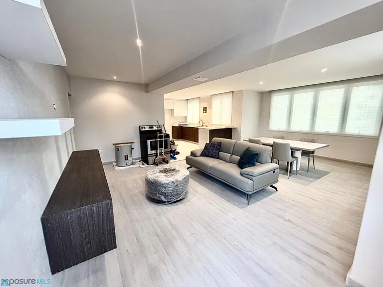 351 Calle Carolina Con Saldana #2 — Photo 2