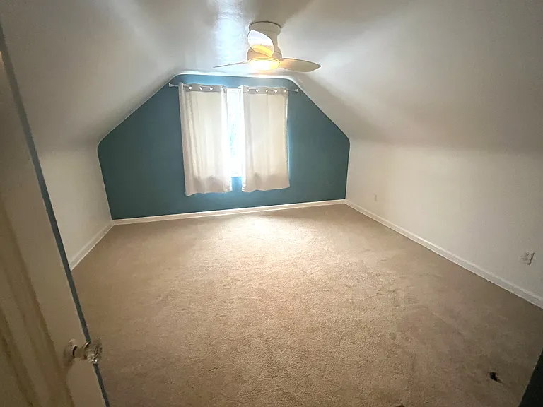 935 Marshall Dr — Photo 13