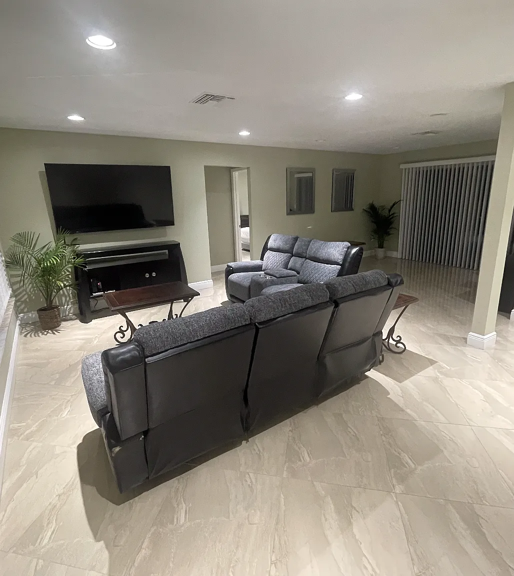 1106 Begonia Drive — Photo 3