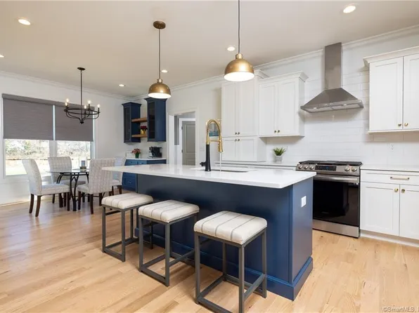 0 Oakwood Circle, Plainville, CT 06062