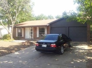 2808 Plaza St, Arlington, TX 76010