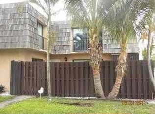 5501 Waterview Cir, Palm Springs, FL 33461