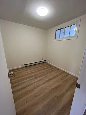 Rented by Ritz Realty NY Corp. | media 25