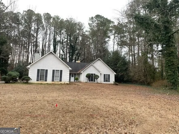 1253 Grindenwald Dr, Jonesboro, GA 30238